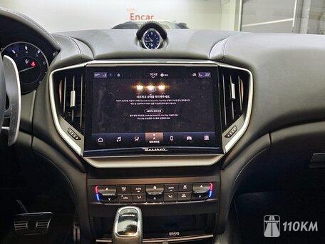 Maserati, Ghibli, 2000, 430, бензин, седан, автомат, задний привод, среднее состояние, левый, белый, 4 350 052 ₽